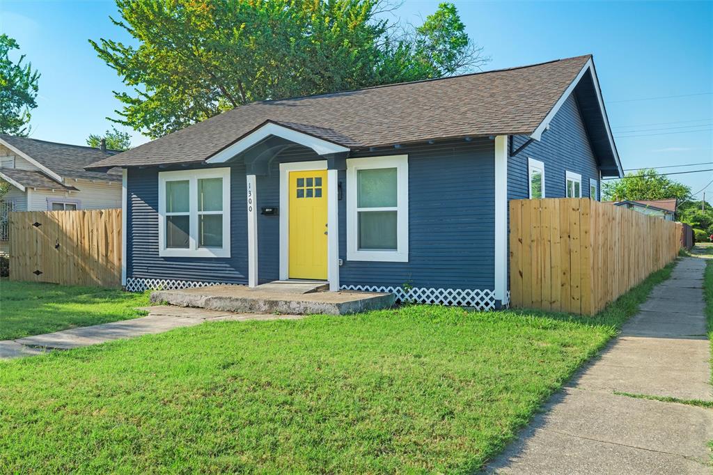 1300 East Baltimore Avenue Fort Worth, TX 76104 - Photo 2 of 25 a view of a house with a garden