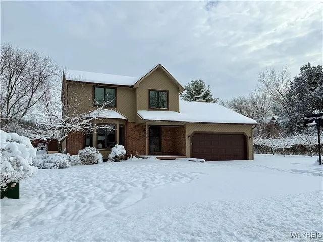 $3,200 | 8 Hummingbird Lane, Amherst, NY 14228