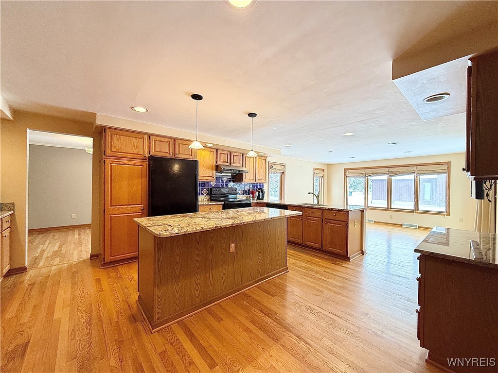 8 Hummingbird Lane Amherst, NY 14228 - Photo 7 of 32