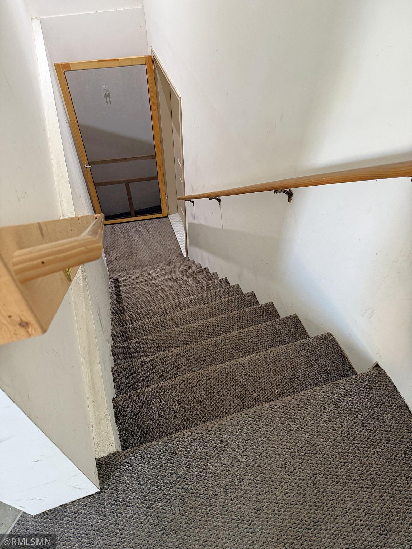 832 Laurel Avenue, Unit LOWR Hudson, WI 54016 - Photo 8 of 17