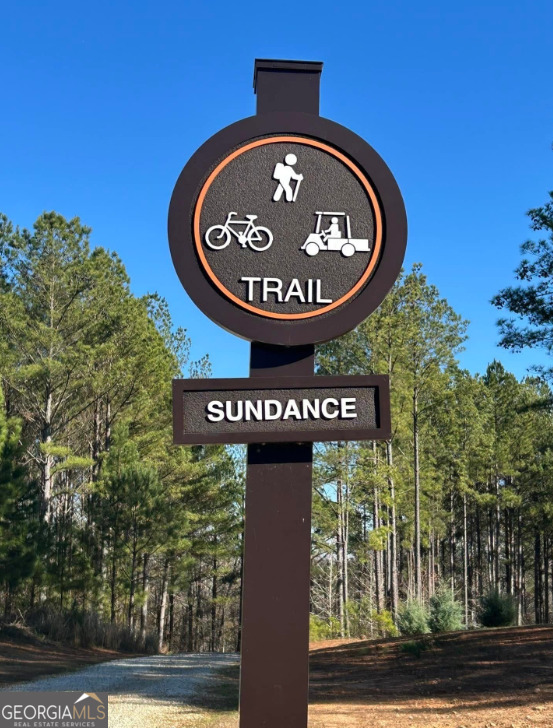 353 Retreat Trail LaGrange, GA 30240 - Photo 9 of 18 a sign that is on the side of a building