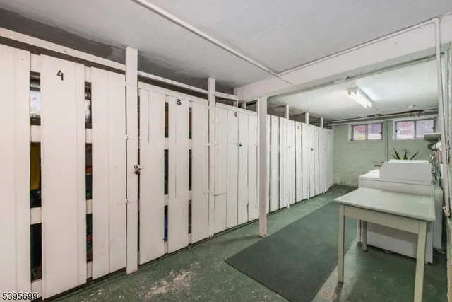 $2,550 | 378 Claremont Avenue, Unit 10, Montclair, NJ 07042