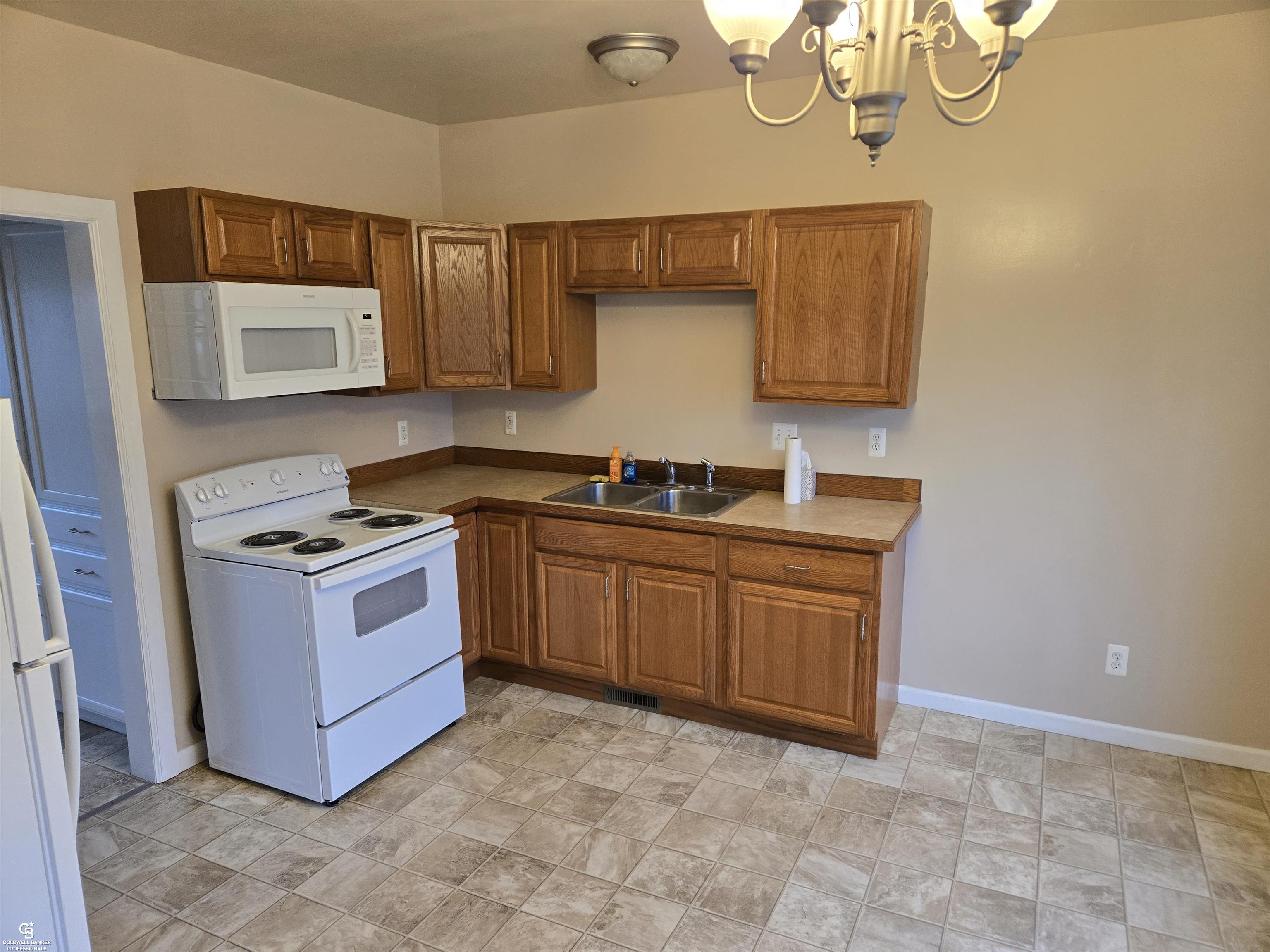 56 East Lapeer Road Peck, MI 48466 - Photo 6 of 17