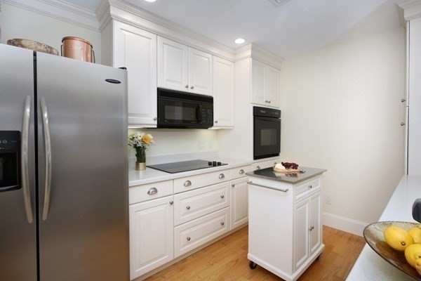 78 Forest Ridge Road, Unit 304 Concord, MA 01742 - Photo 9 of 32 Gallery Image 9