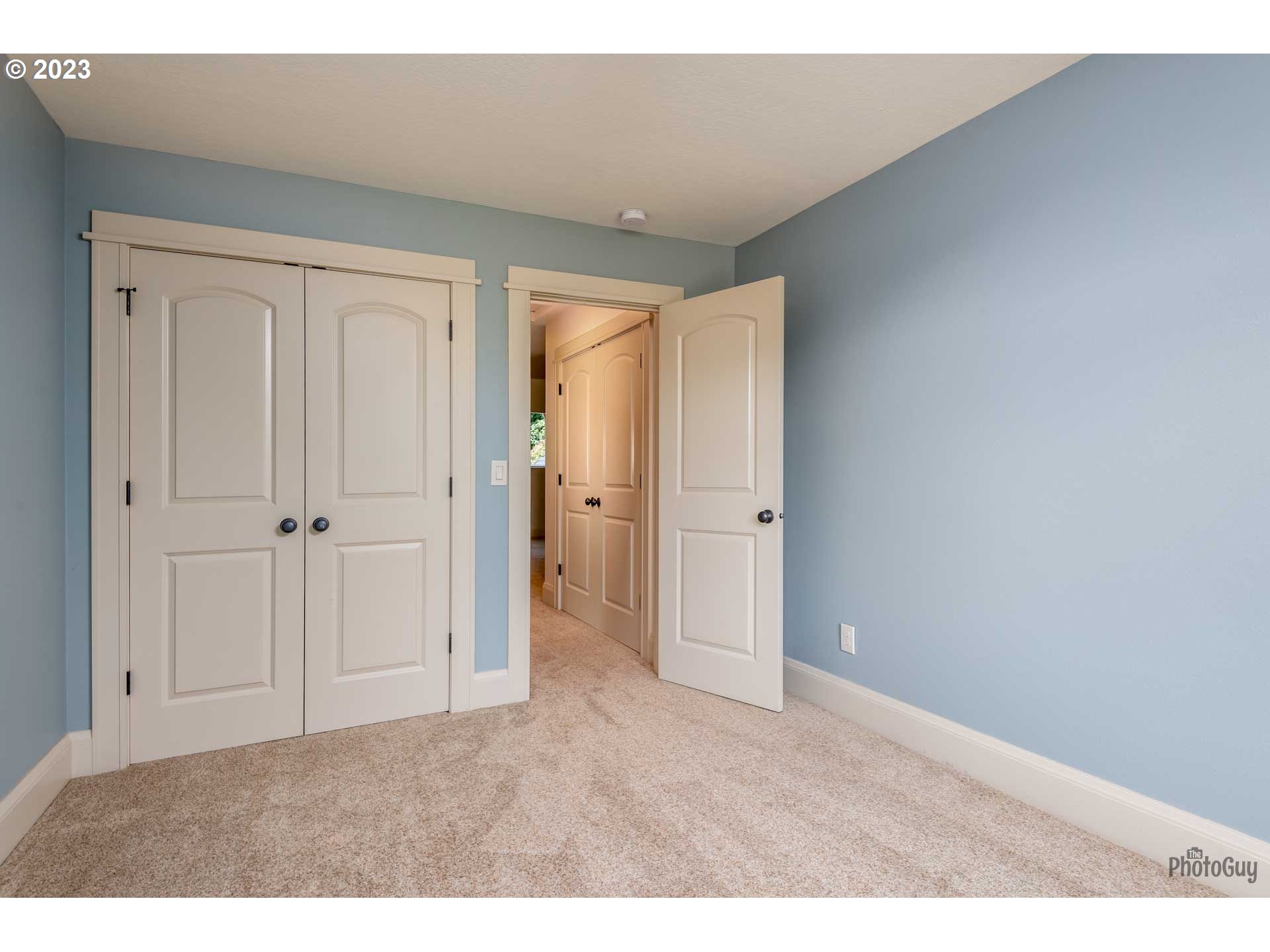 6099 Graystone Loop Springfield, OR 97478 - Photo 36 of 48 a view of an empty room
