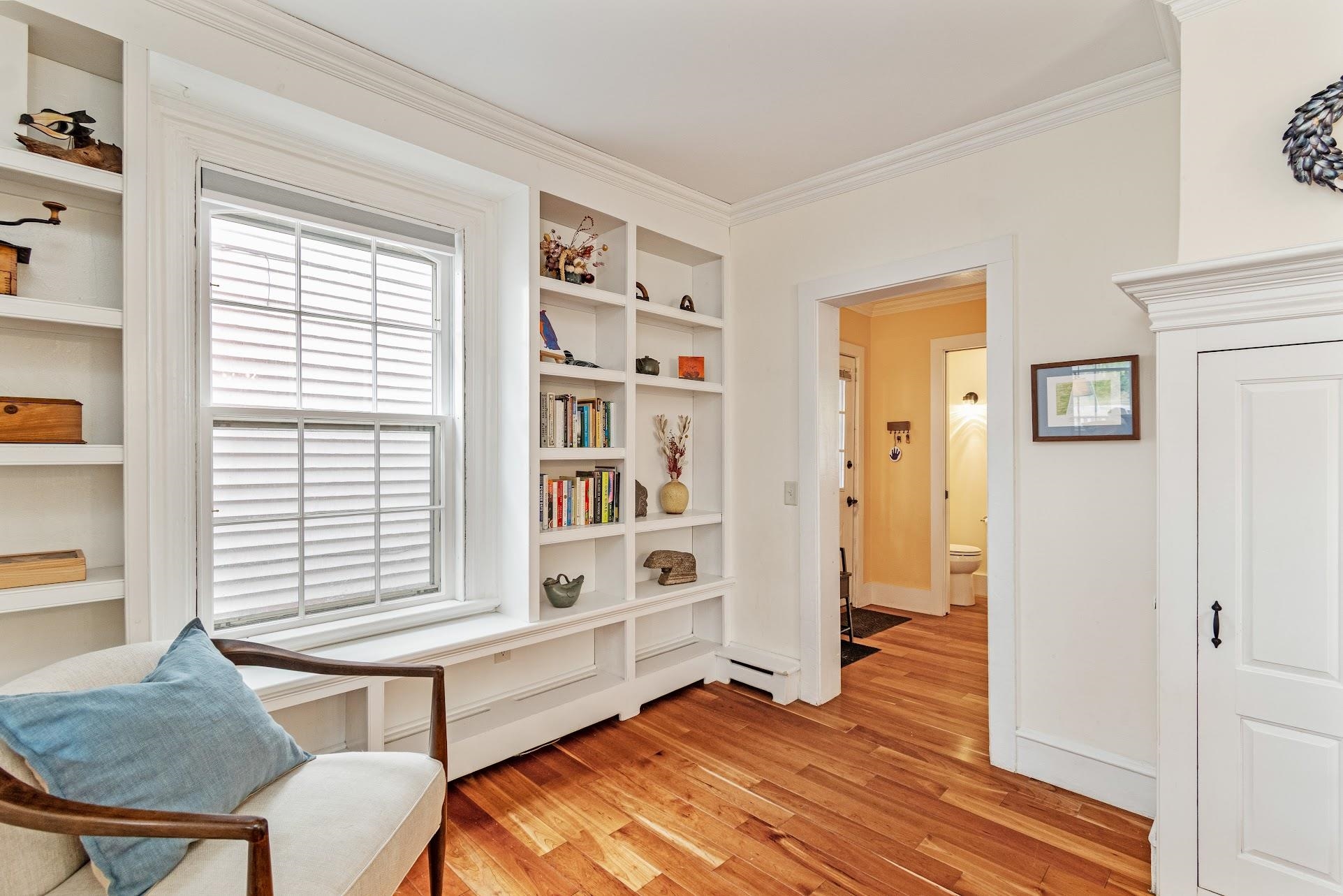 218 Pine Street Burlington, VT 05401 - Photo 11 of 47