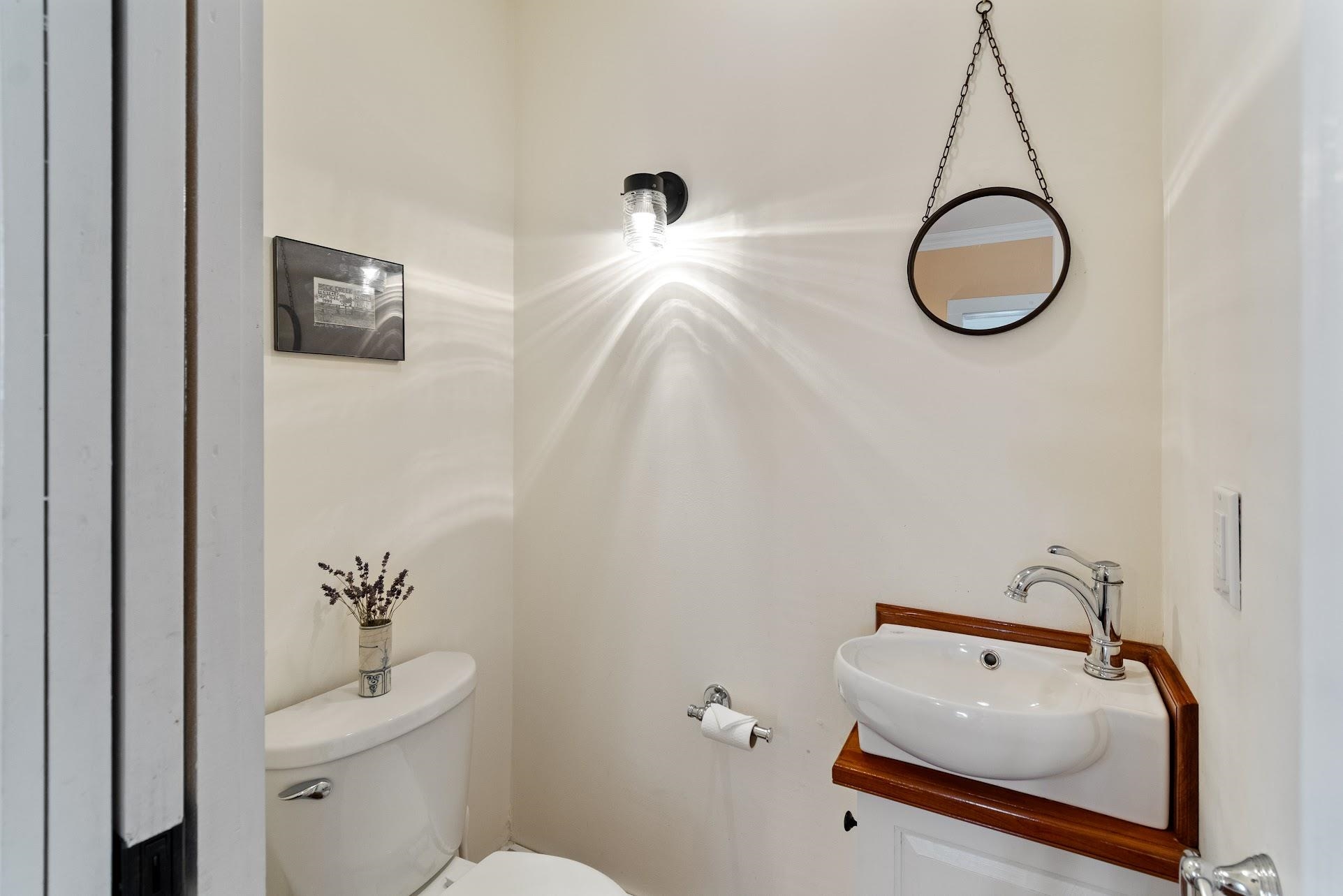 218 Pine Street Burlington, VT 05401 - Photo 20 of 47