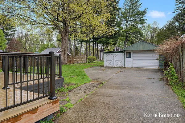 $330,000 | 132 North Monroe Street, Rockford, MI 49341