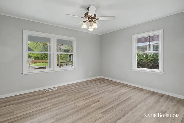$330,000 | 132 North Monroe Street, Rockford, MI 49341