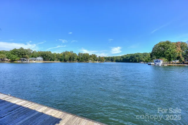 $1,375,000 | 8412 Ediths Lane, Terrell, NC 28682