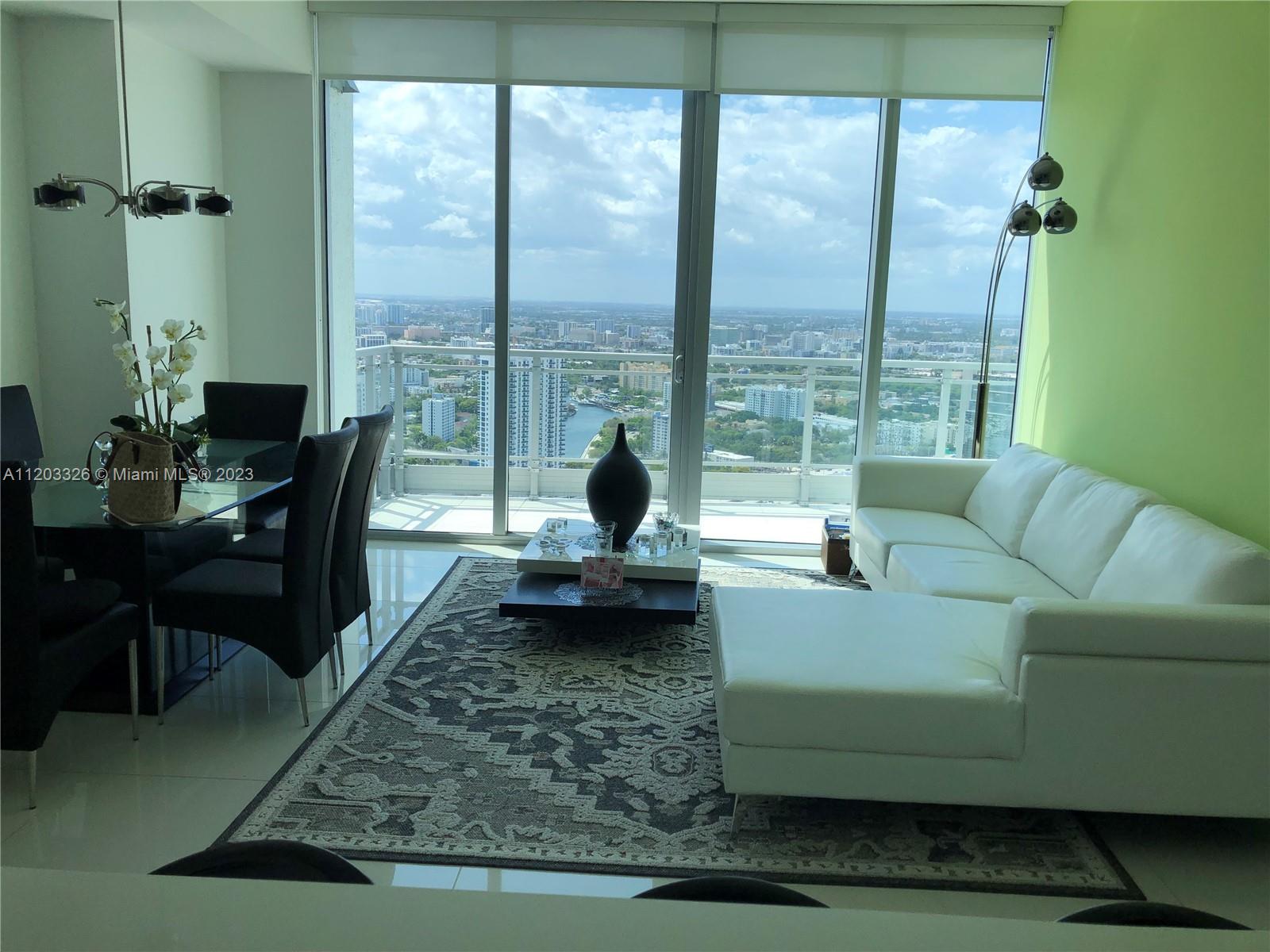 90 Southwest 3rd Street, Unit PH7 Miami, FL 33130 - Photo 1 of 11 Gallery Image 1