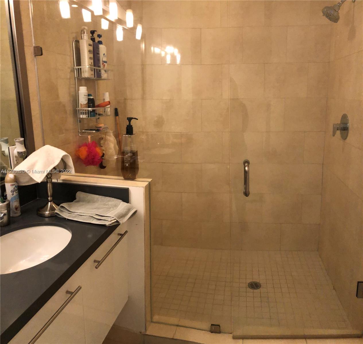 90 Southwest 3rd Street, Unit PH7 Miami, FL 33130 - Photo 7 of 11 Gallery Image 7