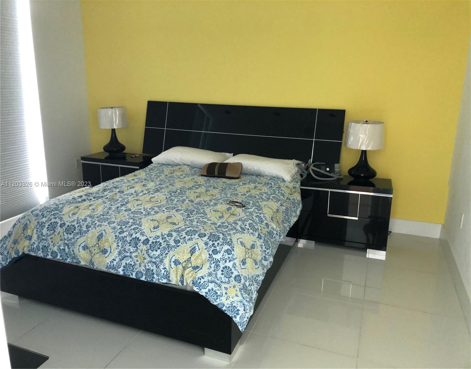 90 Southwest 3rd Street, Unit PH7 Miami, FL 33130 - Photo 8 of 11 Gallery Image 8