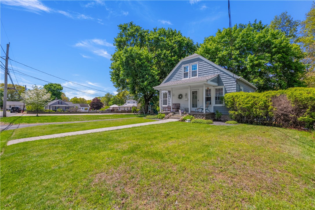195 Talcott Street Woonsocket, RI 02895 - Photo 7 of 34