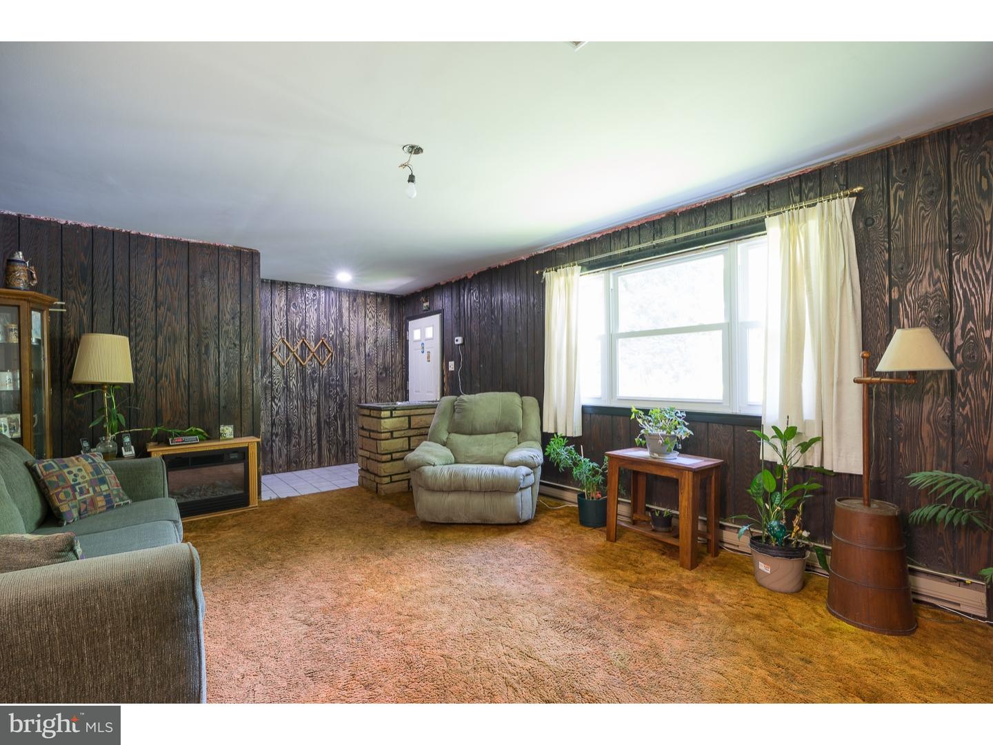 4081 Axe Handle Road Quakertown, PA 18951 - Photo 6 of 21 Gallery Image 6