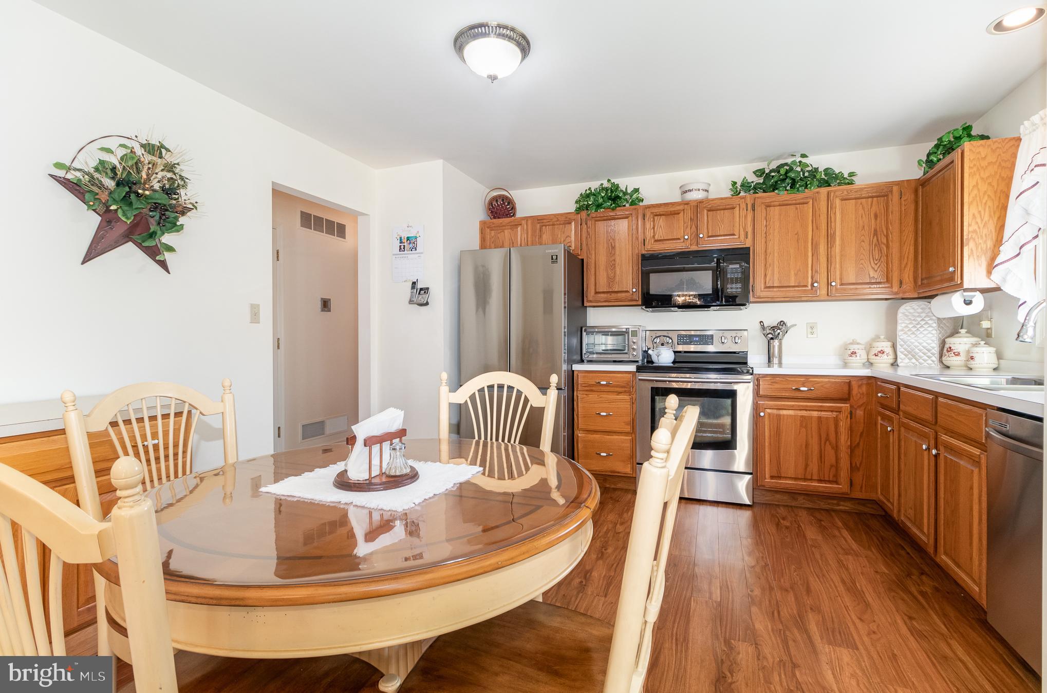 423 Bernheisel Bridge Road Carlisle, PA 17015 - Photo 7 of 26