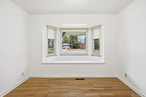 a view of empty room