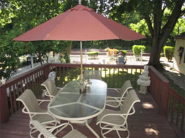 112 Derby Road Melrose, MA 02176 - Photo 8 of 17 Gallery Image 8