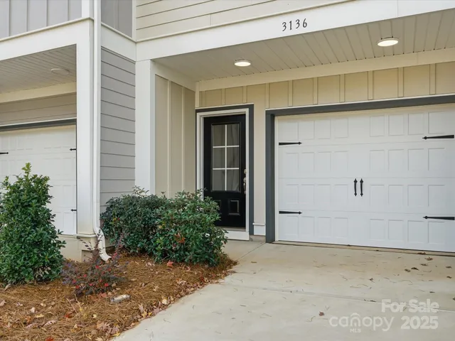 $334,000 | 3136 Butler Hl Drive, Matthews, NC 28105
