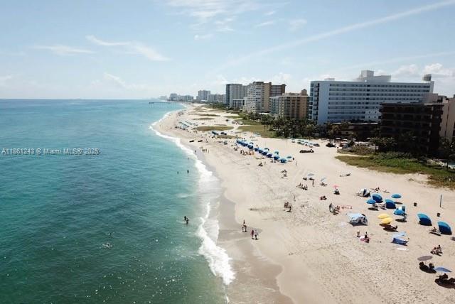 233 80th Street, Unit 1 Miami Beach, FL 33141 - Photo 18 of 24 a view of terrace with yard