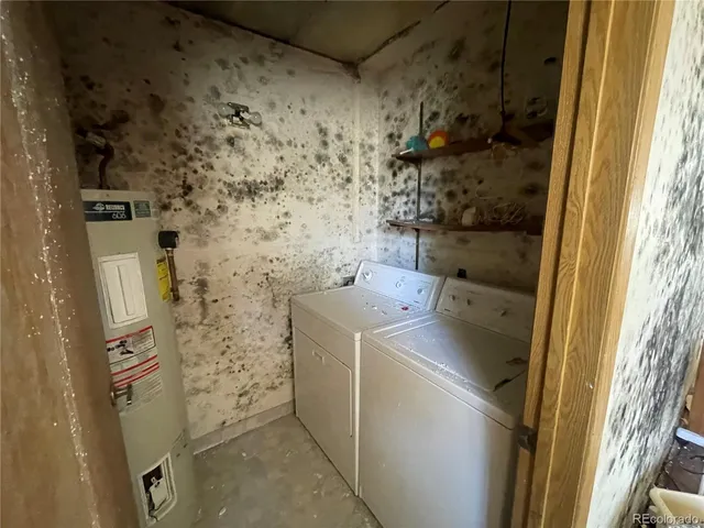 a view of a storage & utility room