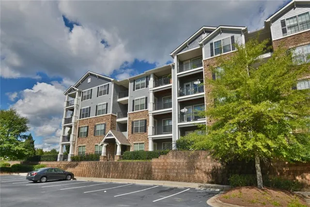 $1,323 | 1600 Overlook Park Lane, Unit 1015, Lawrenceville, GA 30043
