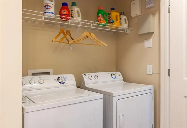 $1,323 | 1600 Overlook Park Lane, Unit 1015, Lawrenceville, GA 30043