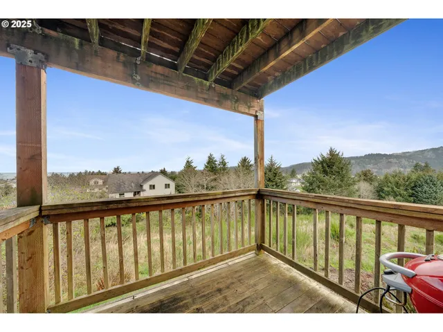 $540,000 | 35250 Riverview Drive, Pacific City, OR 97135
