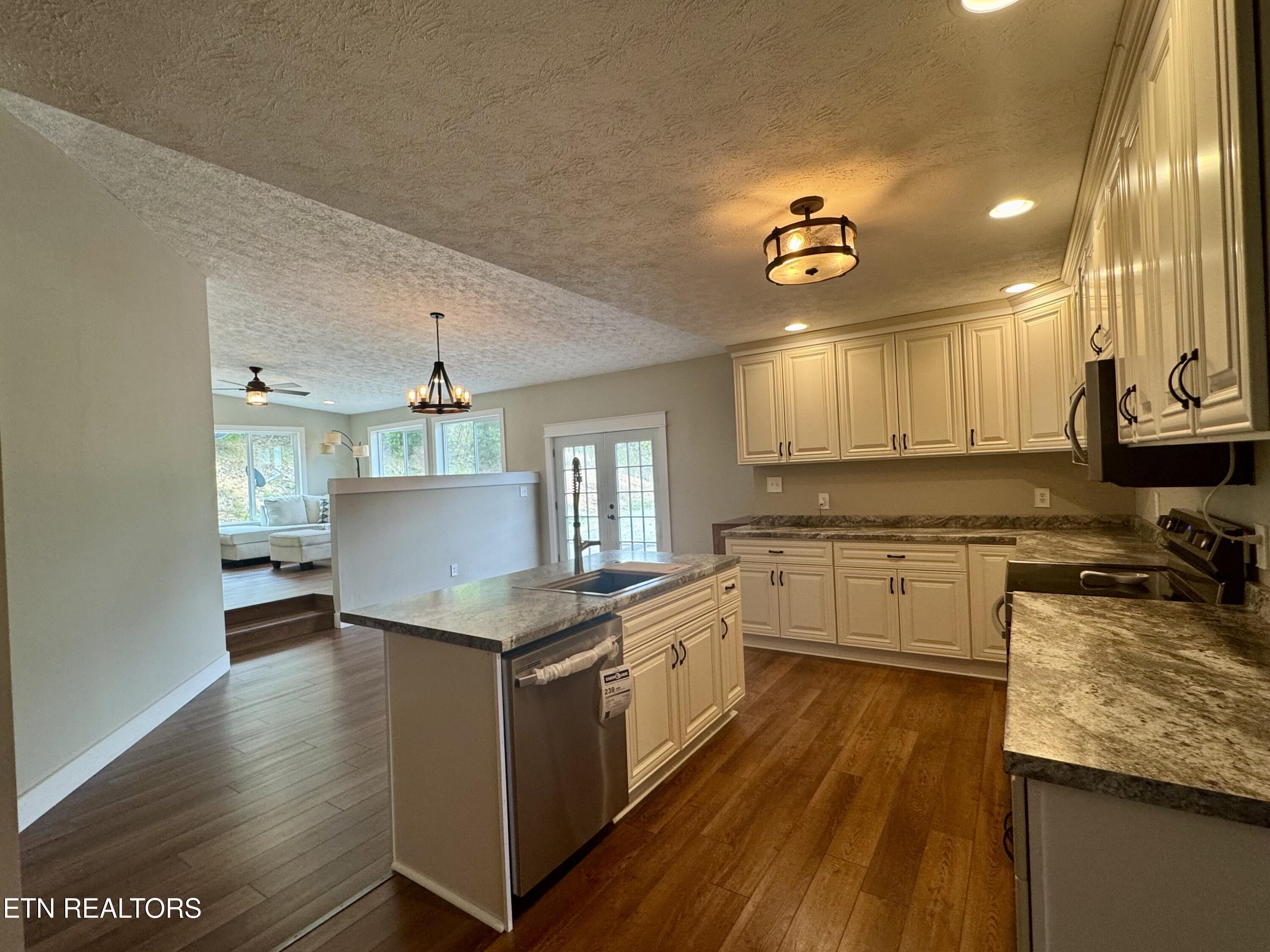 1405 Glade Springs Road La Follette, TN 37766 - Photo 14 of 48 IMG_9007