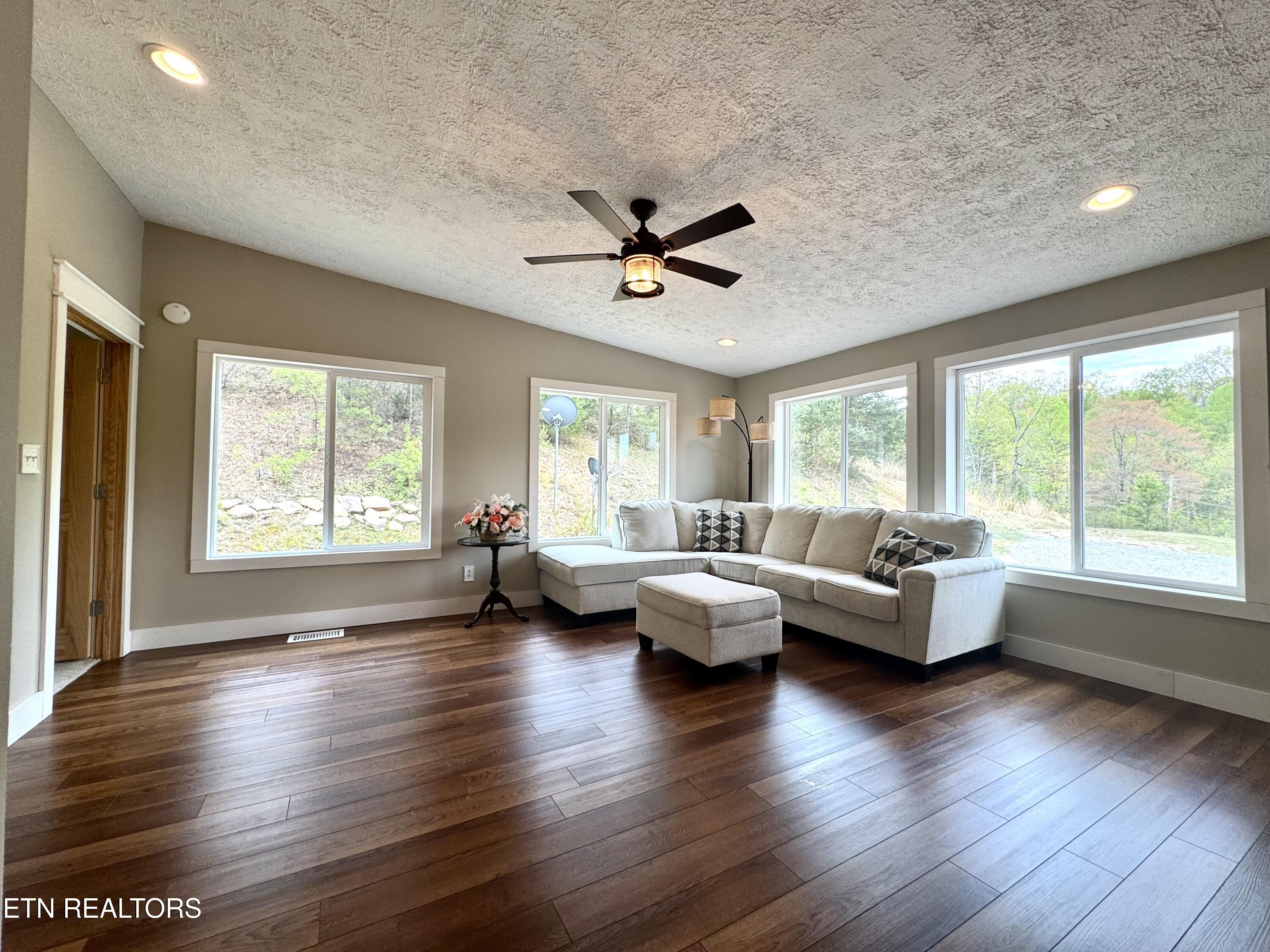 1405 Glade Springs Road La Follette, TN 37766 - Photo 18 of 48 IMG_8992