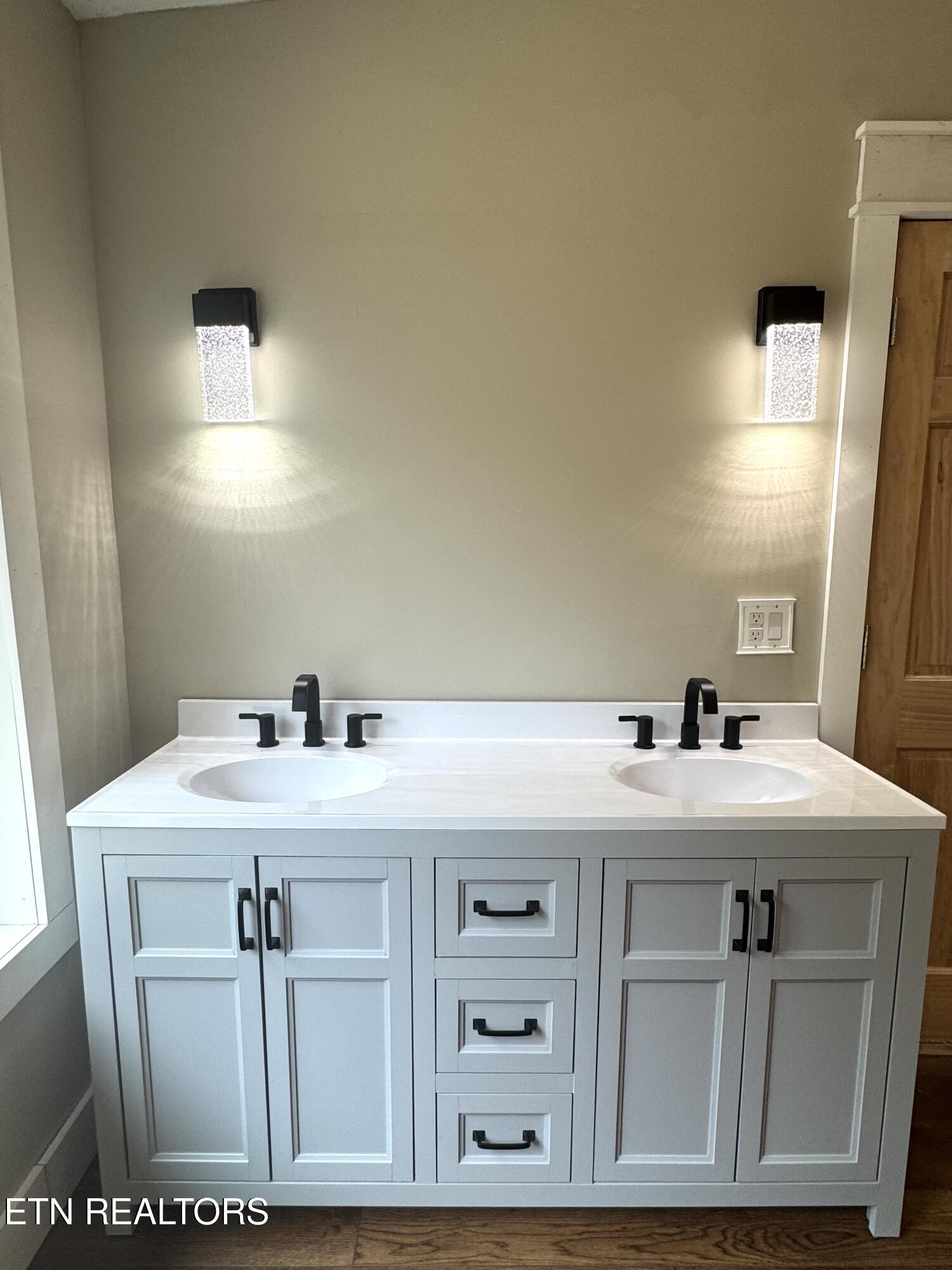 1405 Glade Springs Road La Follette, TN 37766 - Photo 25 of 48 IMG_8987