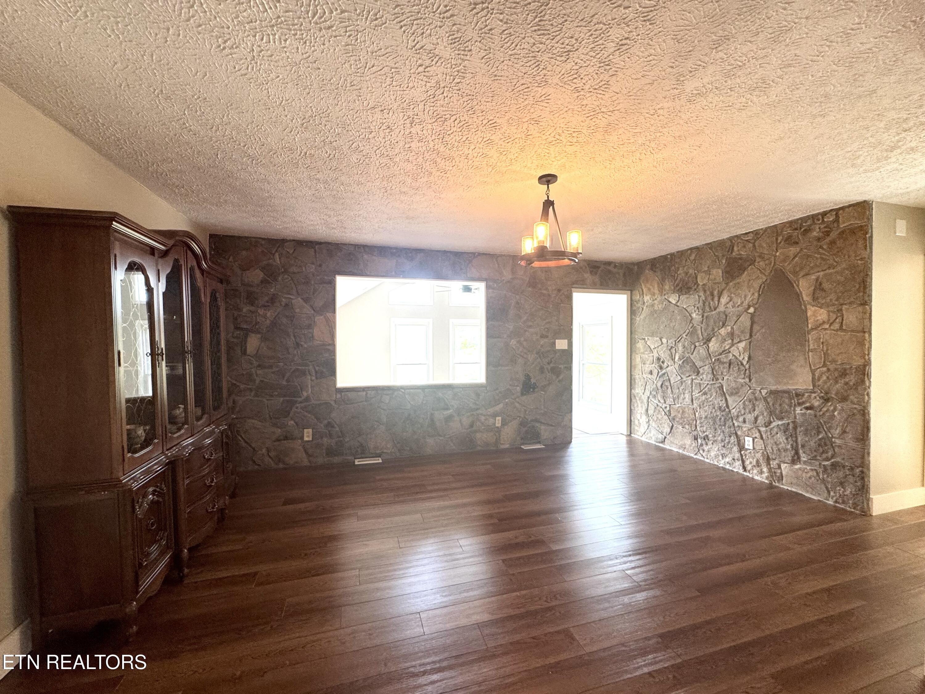 1405 Glade Springs Road La Follette, TN 37766 - Photo 30 of 48 IMG_9018