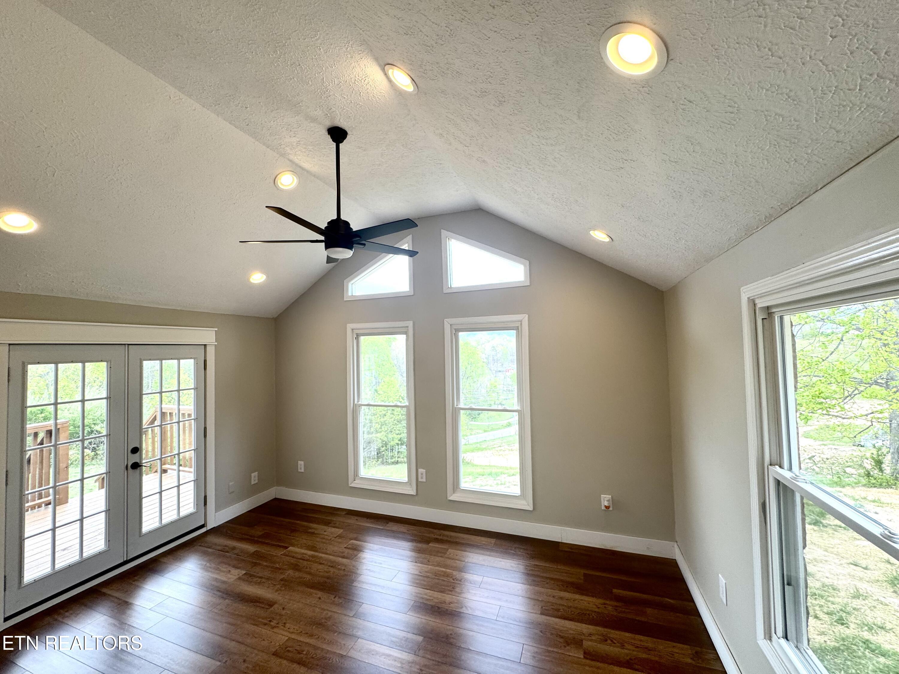 1405 Glade Springs Road La Follette, TN 37766 - Photo 33 of 48 IMG_9029