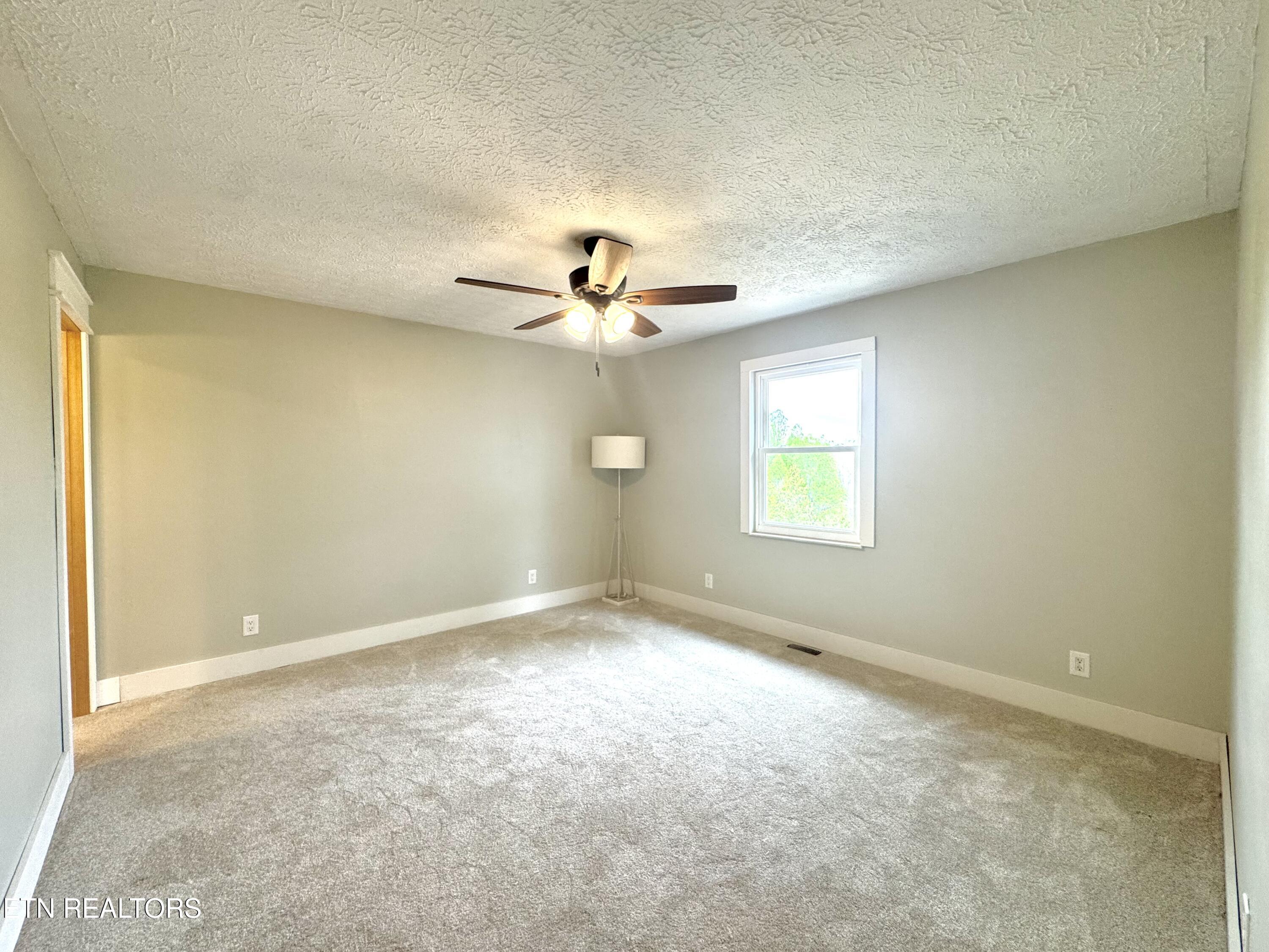 1405 Glade Springs Road La Follette, TN 37766 - Photo 35 of 48 IMG_9011