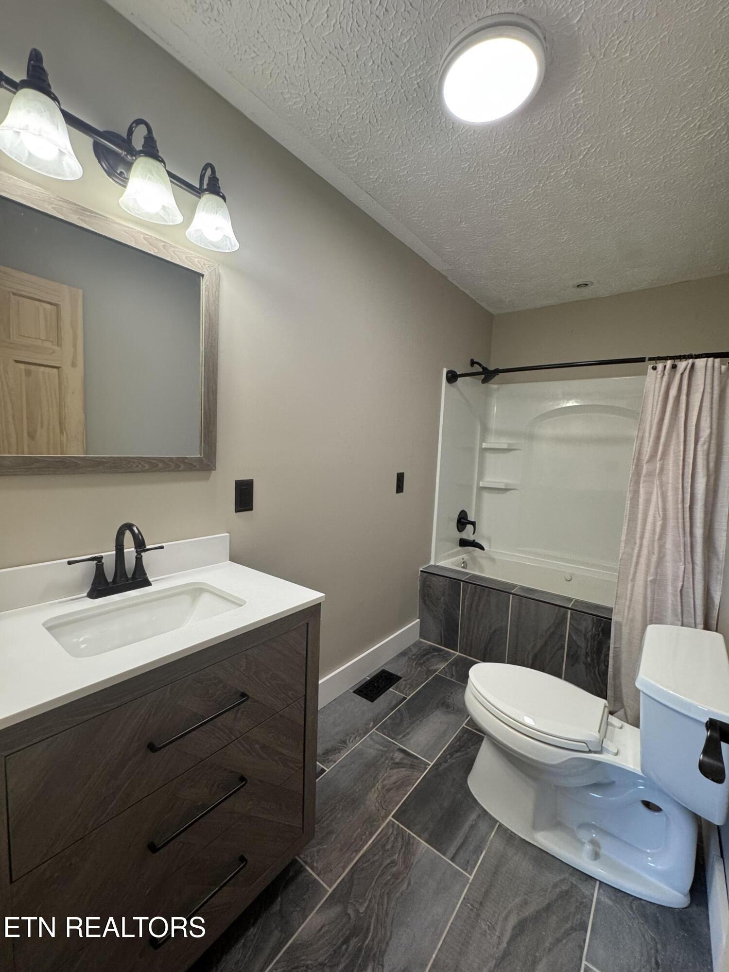 1405 Glade Springs Road La Follette, TN 37766 - Photo 38 of 48 IMG_9013