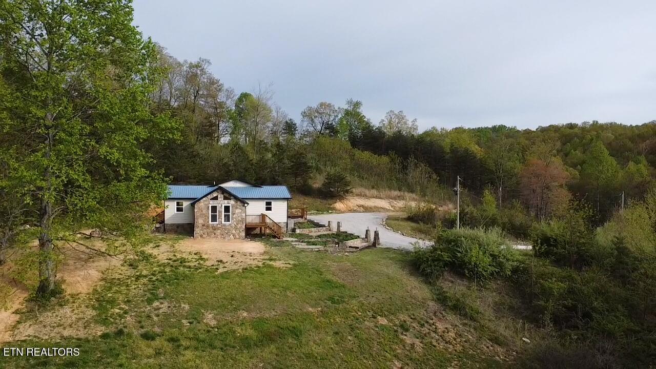 1405 Glade Springs Road La Follette, TN 37766 - Photo 46 of 48 2025-04-17-17-50-33-226