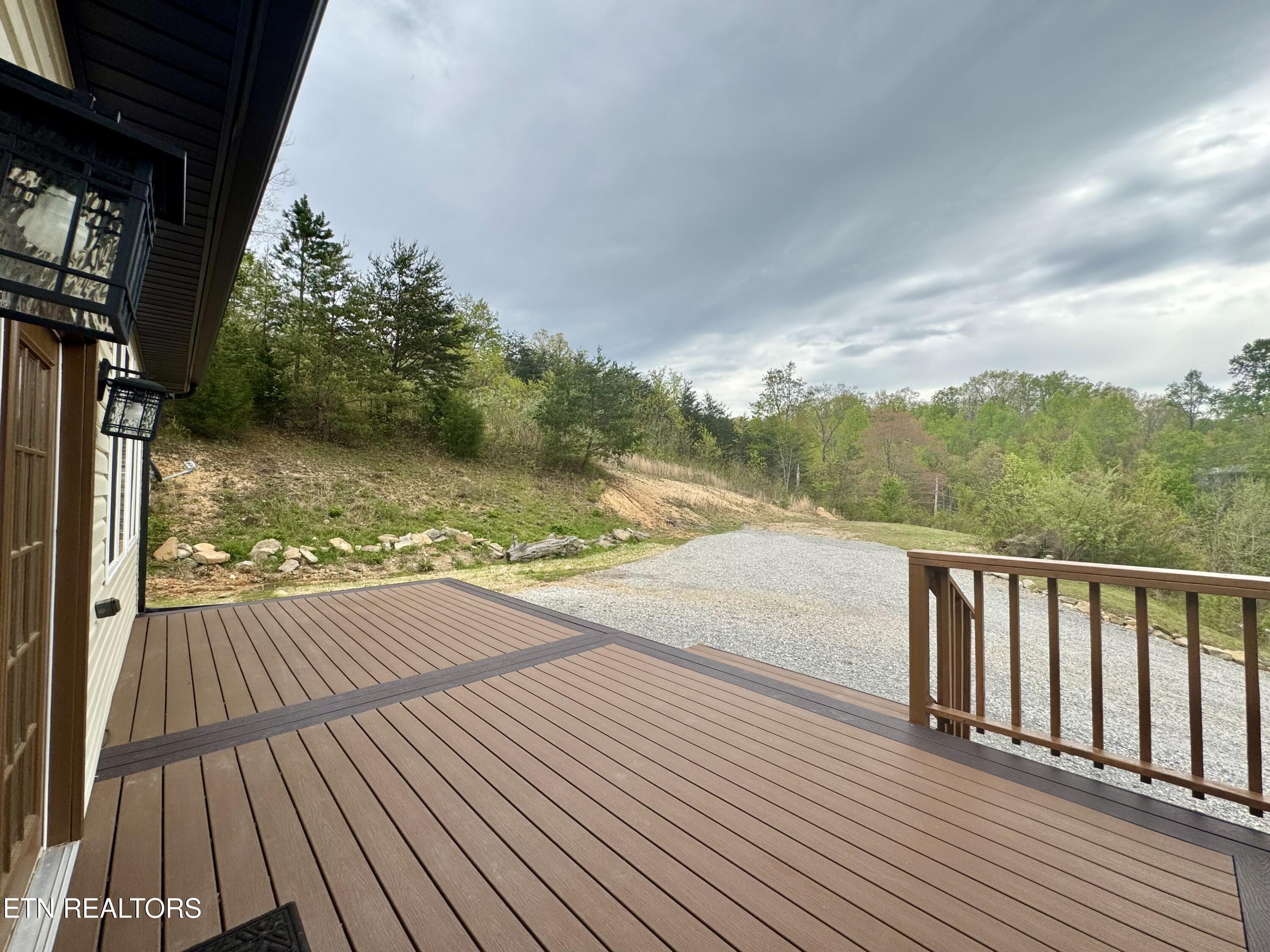 1405 Glade Springs Road La Follette, TN 37766 - Photo 7 of 48 IMG_9033