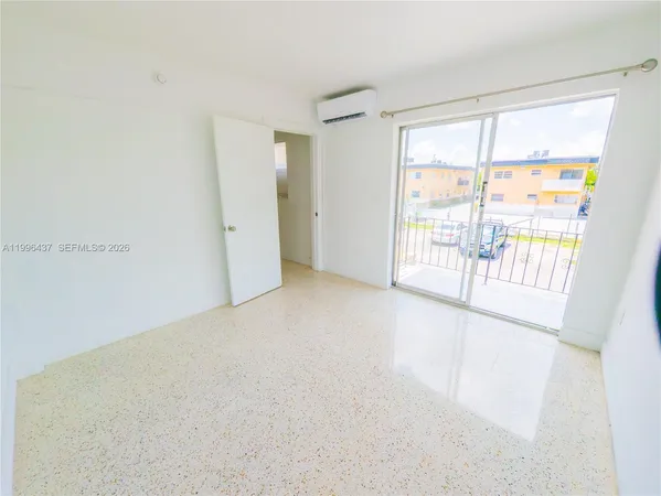 $1,900 | 3050 Northwest 21st Avenue, Unit 9, Miami, FL 33142