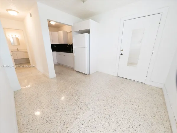 $1,900 | 3050 Northwest 21st Avenue, Unit 9, Miami, FL 33142