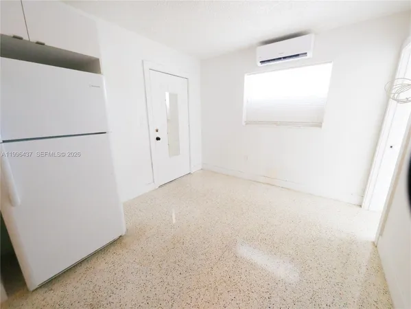 $1,900 | 3050 Northwest 21st Avenue, Unit 9, Miami, FL 33142