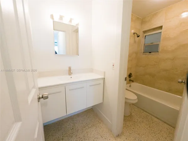$1,900 | 3050 Northwest 21st Avenue, Unit 9, Miami, FL 33142