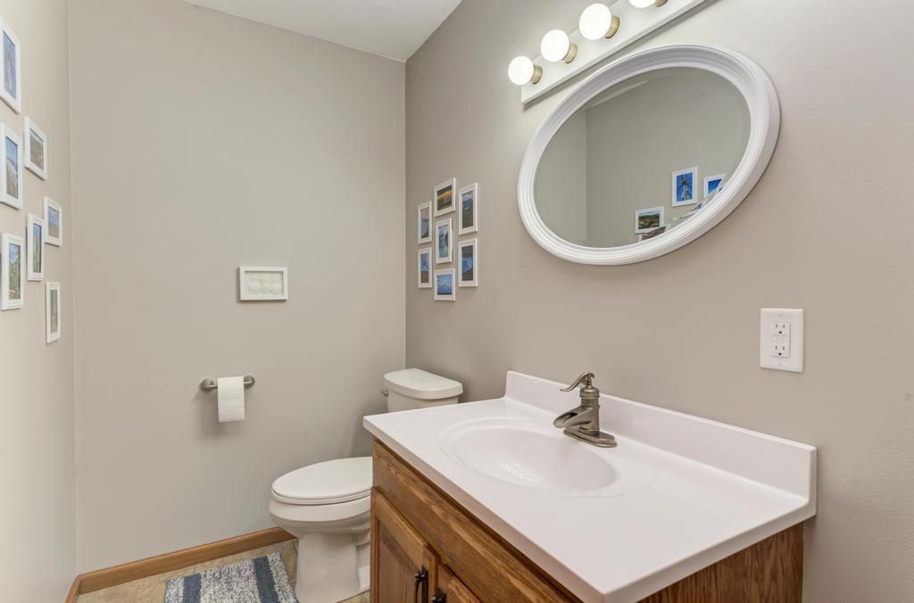 1570 South Sandbar Road Kankakee, IL 60901 - Photo 15 of 45