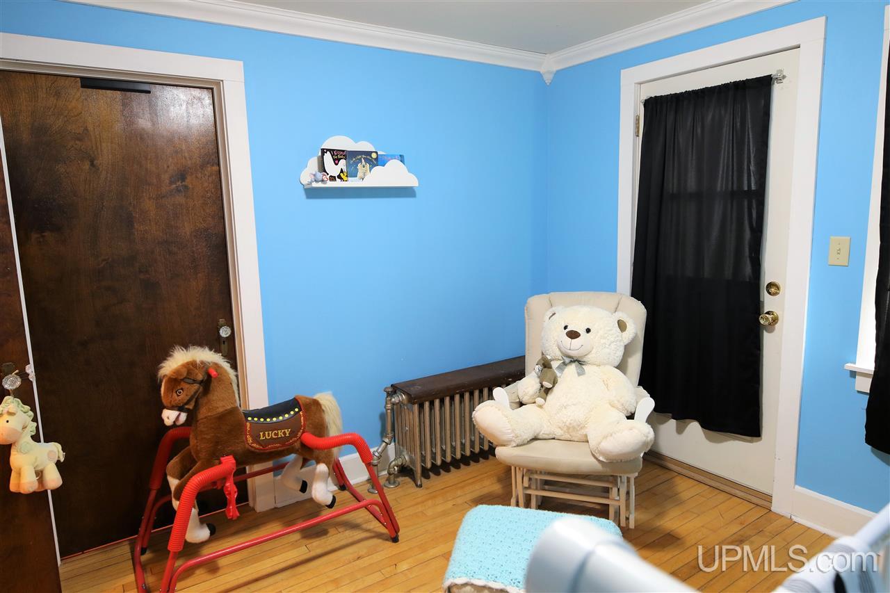 636 East Division Street Ishpeming, MI 49849 - Photo 26 of 43