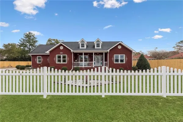 $349,900 | 932 Hitching Post Lane, Waycross, GA 31503