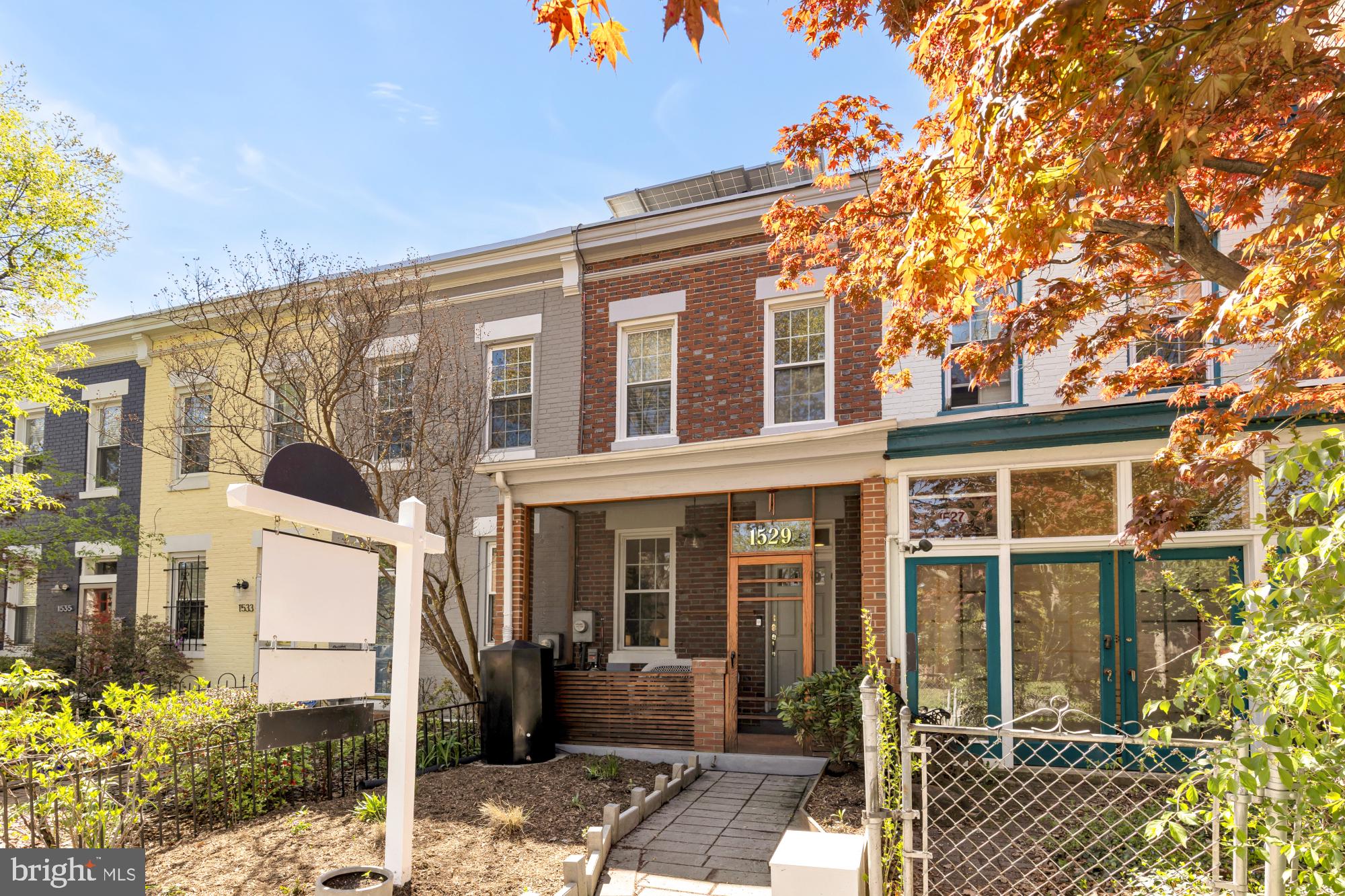 1529 C Street Southeast Washington, DC 20003 - Photo 1 of 26