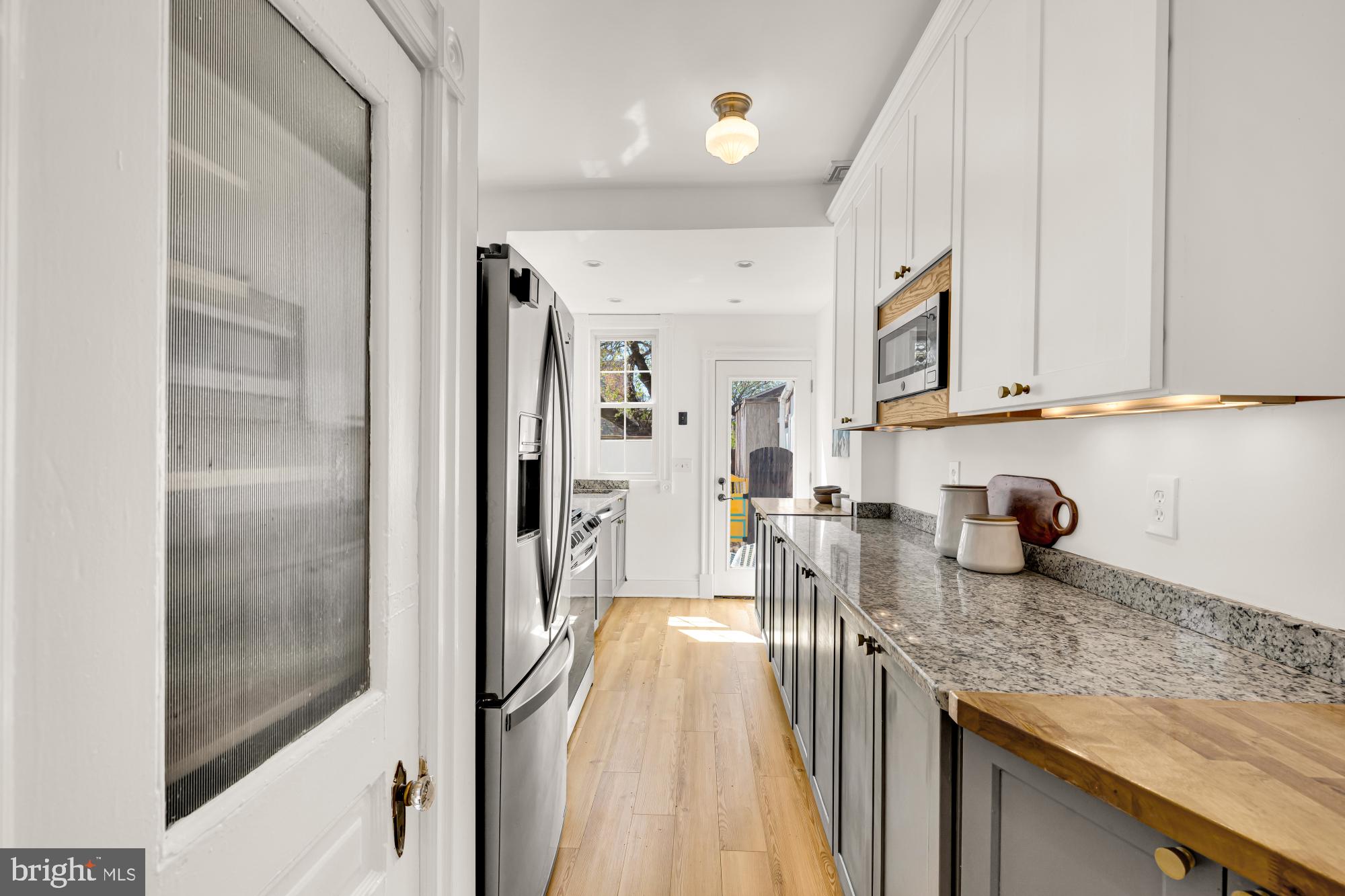 1529 C Street Southeast Washington, DC 20003 - Photo 9 of 26