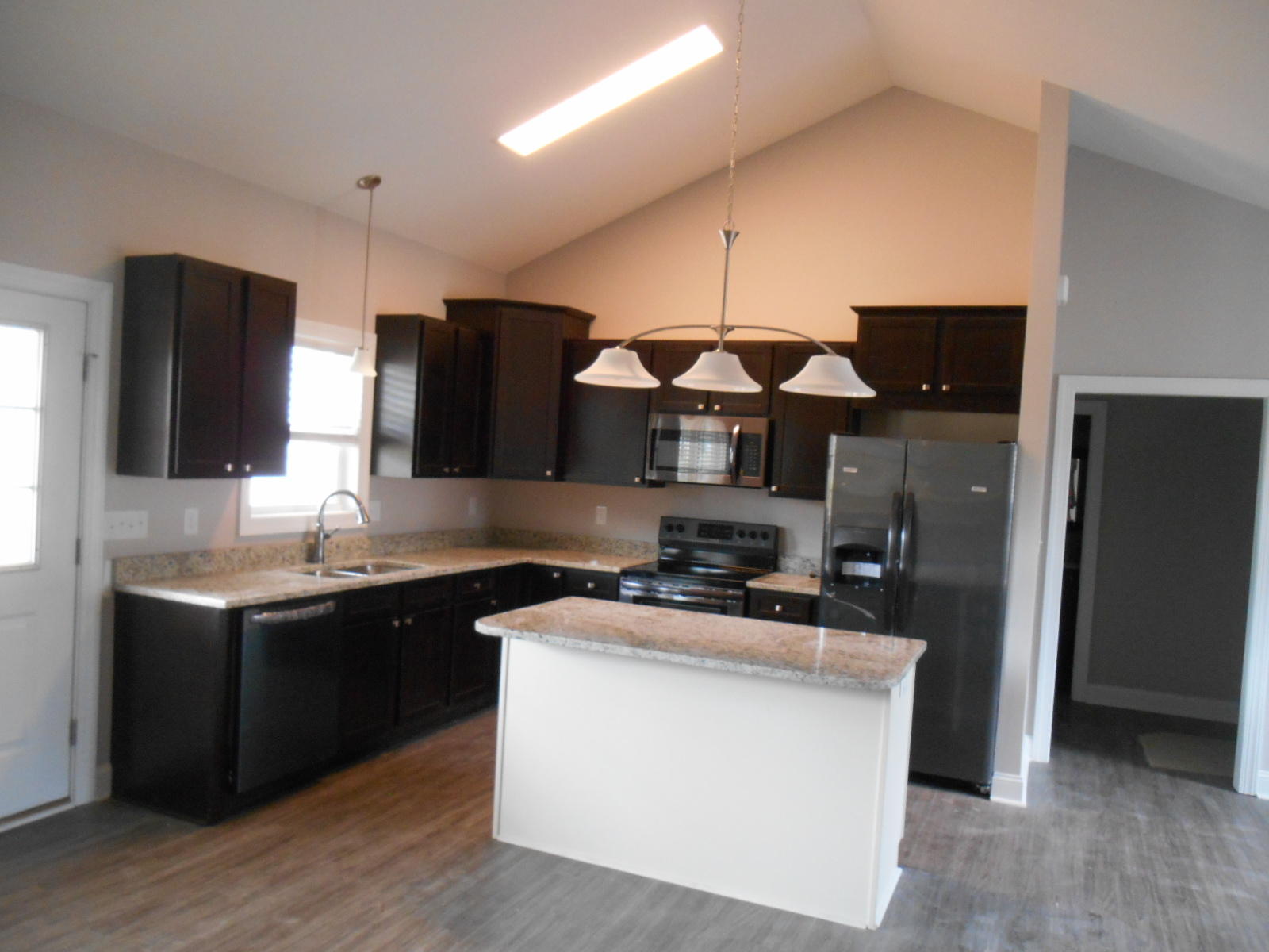 125 Crystal Court Rockingham, NC 28379 - Photo 4 of 30 Kitchen