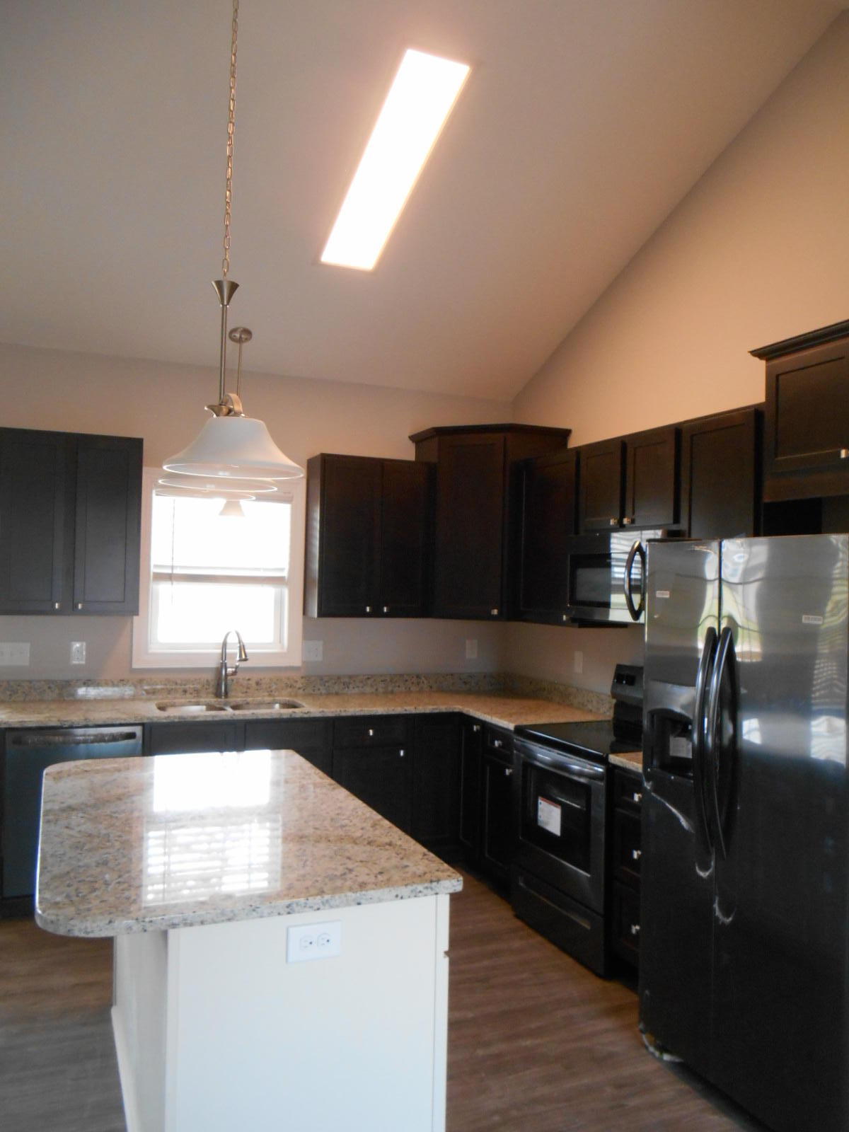 125 Crystal Court Rockingham, NC 28379 - Photo 5 of 30 Kitchen Island