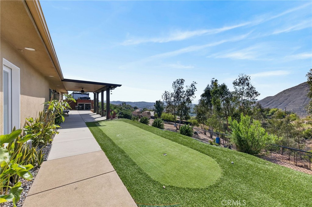 2914 Vista Del Rio Fallbrook, CA 92028 - Photo 17 of 57