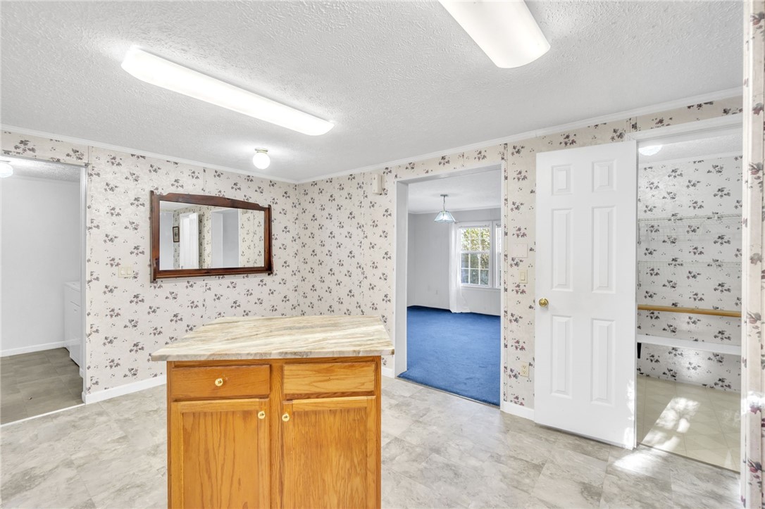 364 Cedar Lane Road Westminster, SC 29693 - Photo 10 of 27 Kitchen